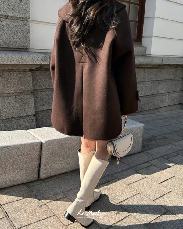 後開衩圓弧領排扣羊絨外套